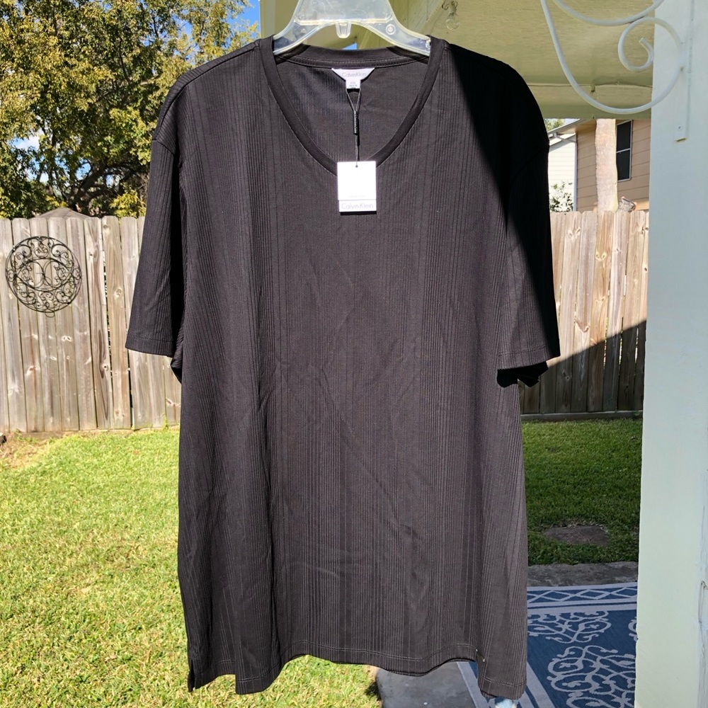Calvin Klein 💯 Liquid cotton Black t-shirt w/textured stripes XXL